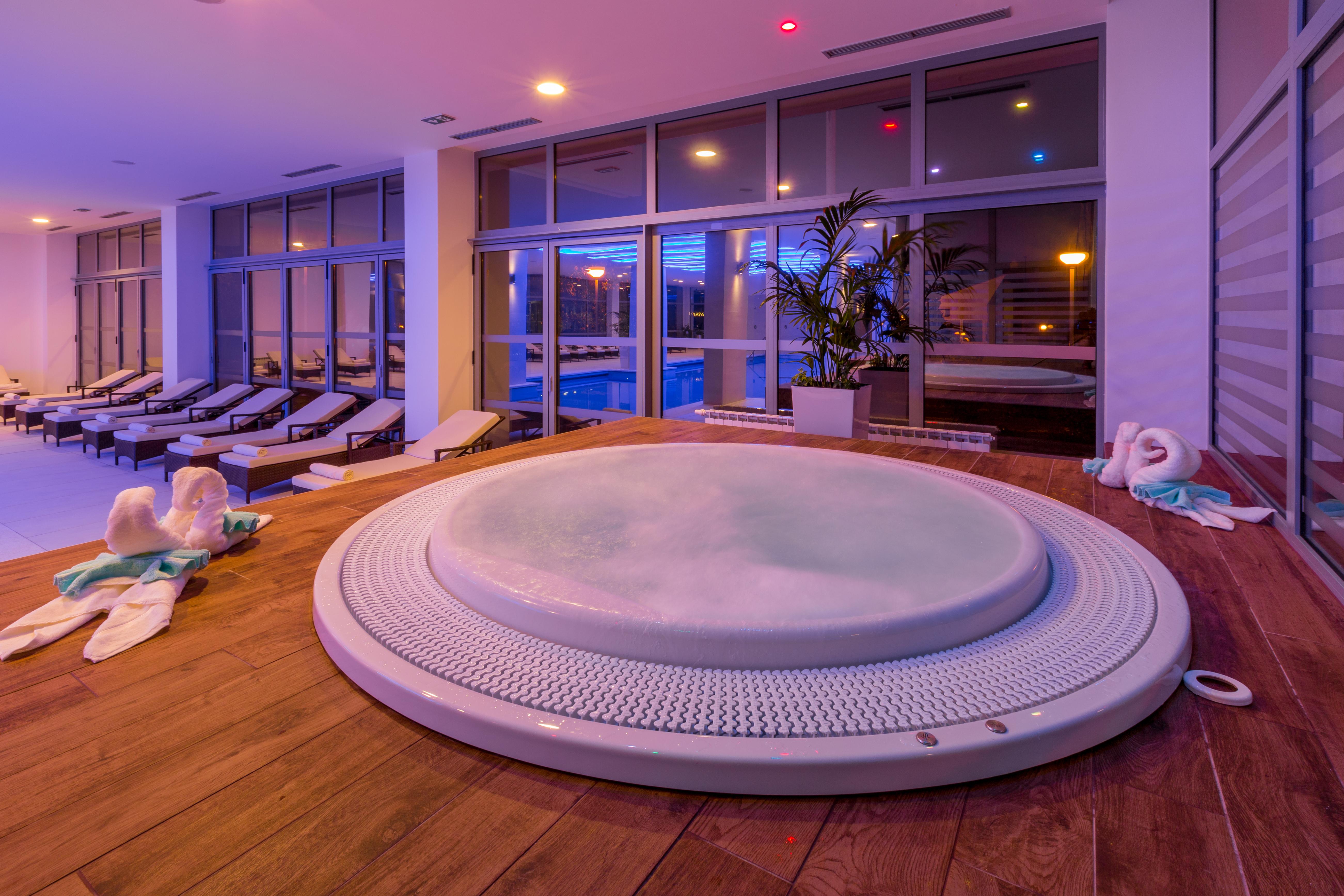 Hotel Katarina セルツェ エクステリア 写真